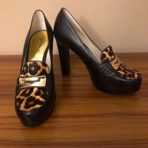 😍SALE! MICHAEL KORS LEATHER &CALF HAIR CHEETAH PRINT BLACK HEELS SZ 6.5